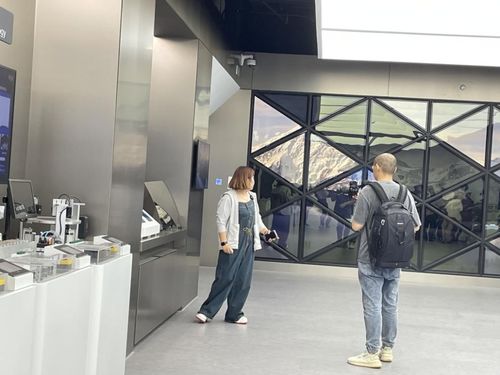 探廠博主與文化使者 讓中國制造在藝術交流中走向世界